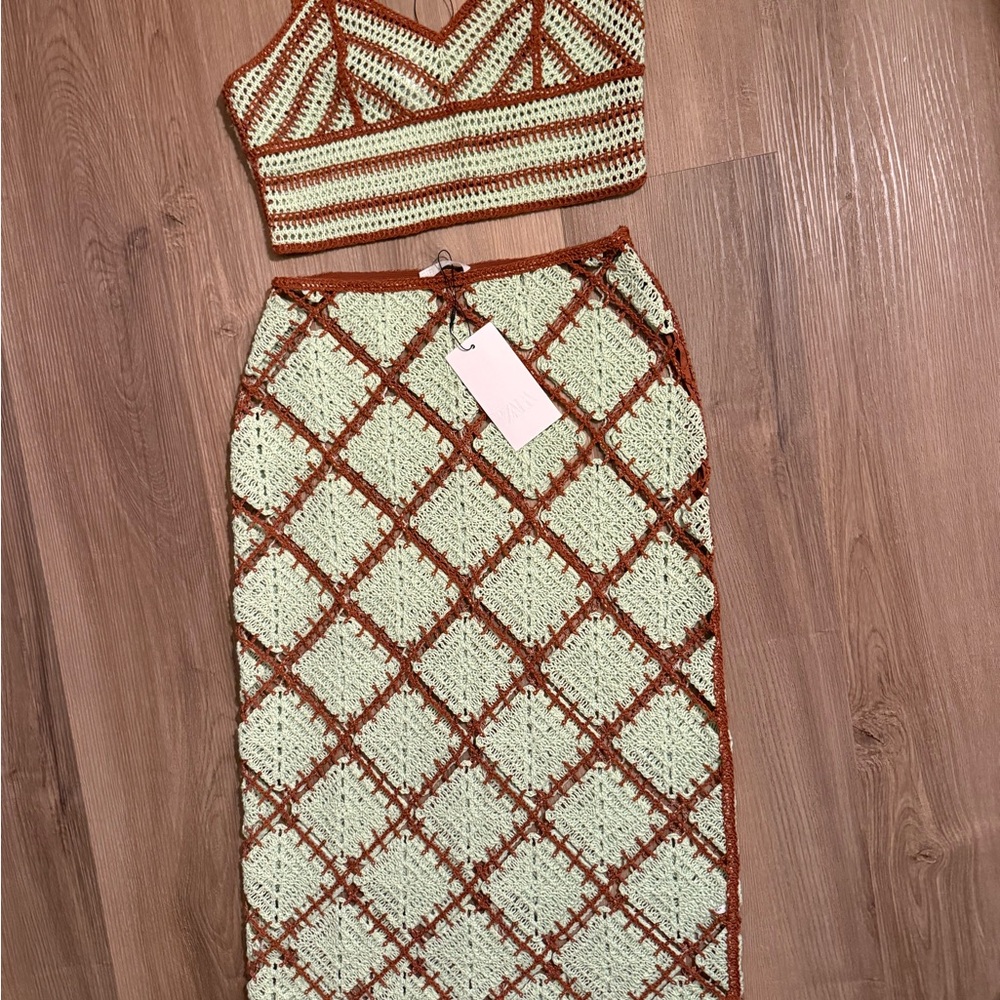Elegant Geometric Patterned Two Piece Set NWT - image 4